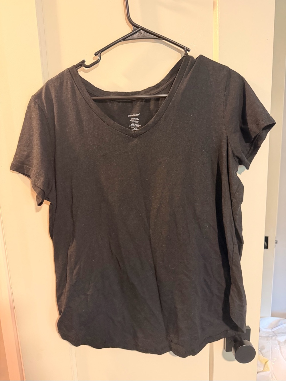 Urban Outfitters Black V-Neck Short Sleeve Tee